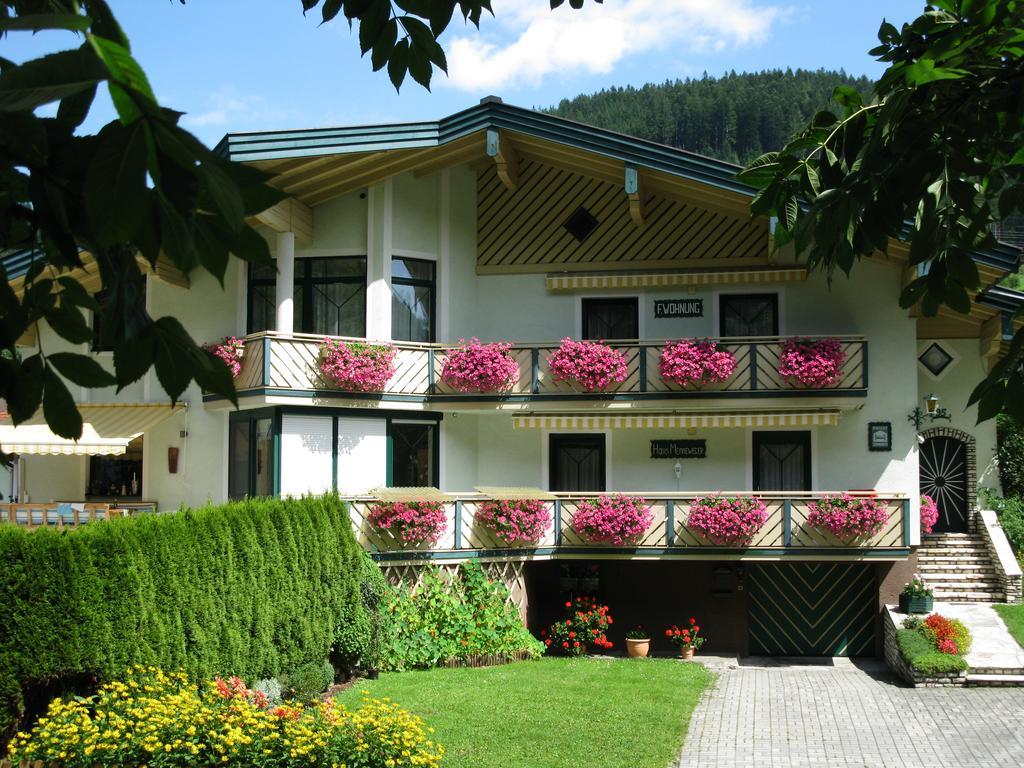 Hausmenneweger Apartment Annaberg im Lammertal Bilik gambar